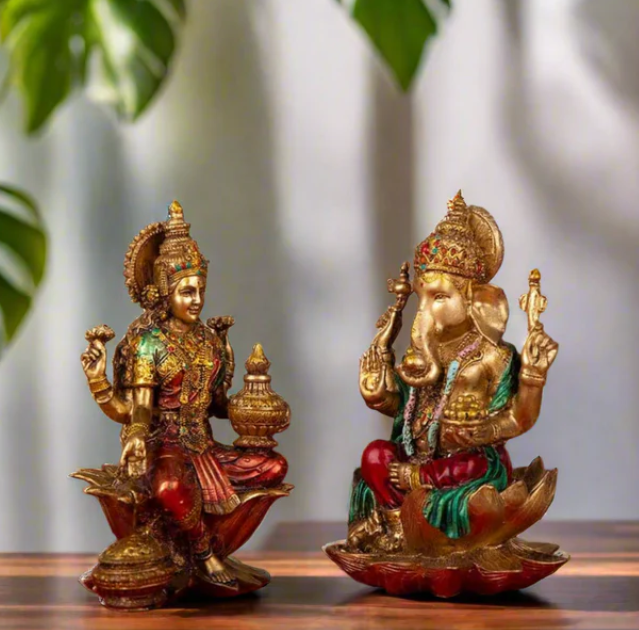 Lakshmi Ganesha Murti in Antique Finish - 7 Inch